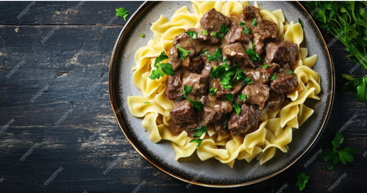 beef tips and noodles recipe