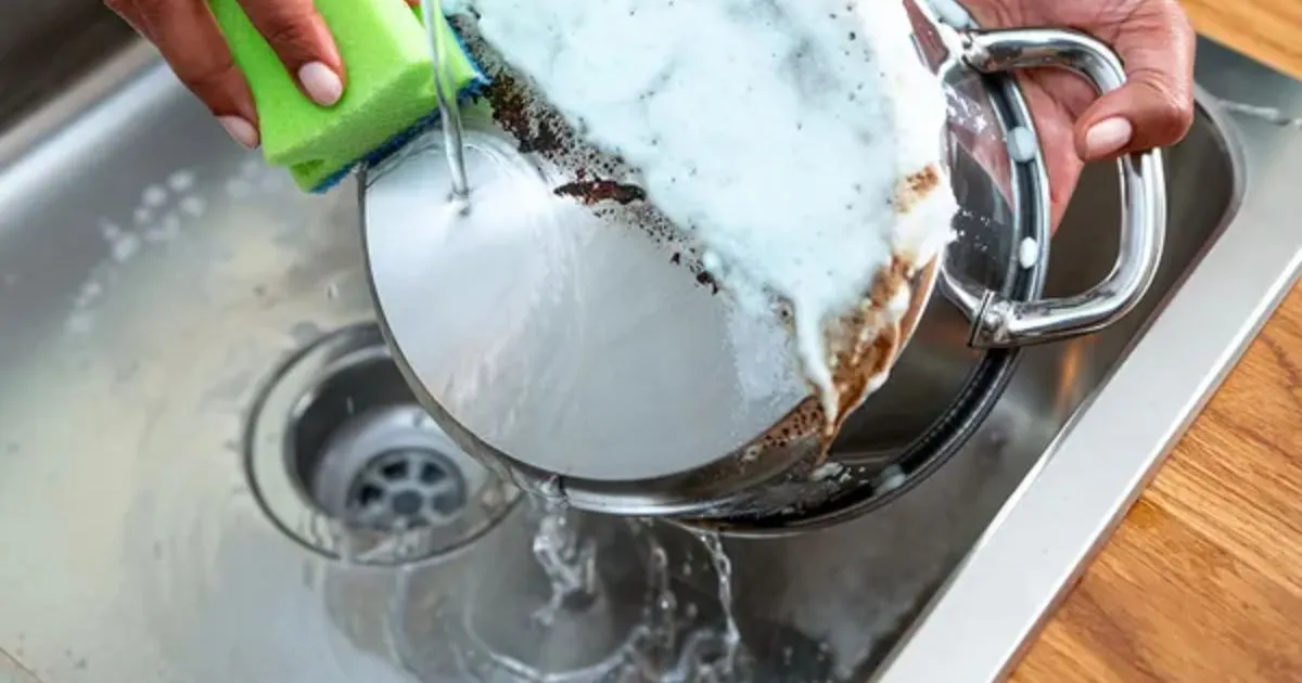 Effective methods to remove Get Rid of Grease Stuck in Your Pots and cookware.